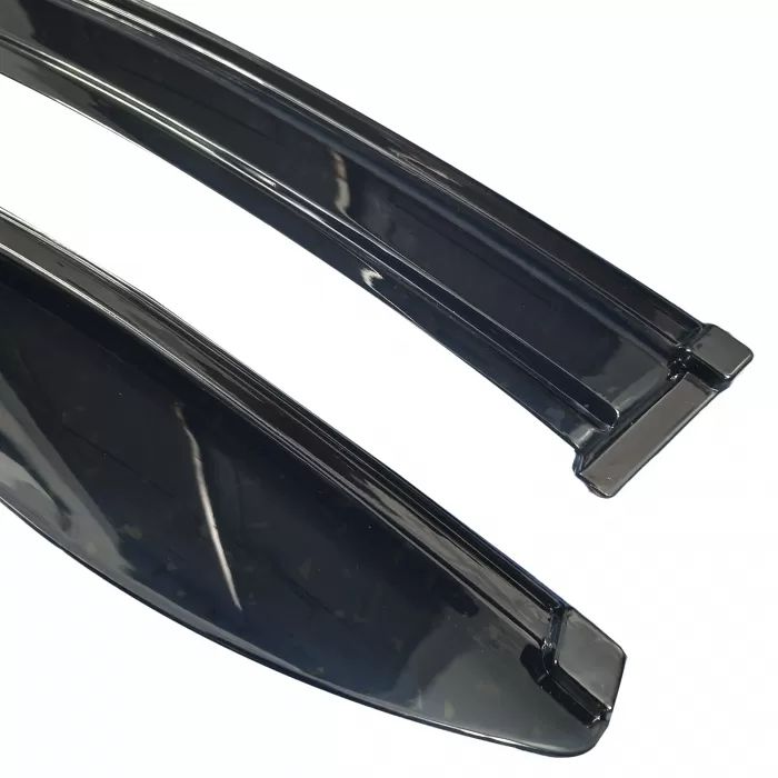 smoke-visor-4-image-3-prada-automotive